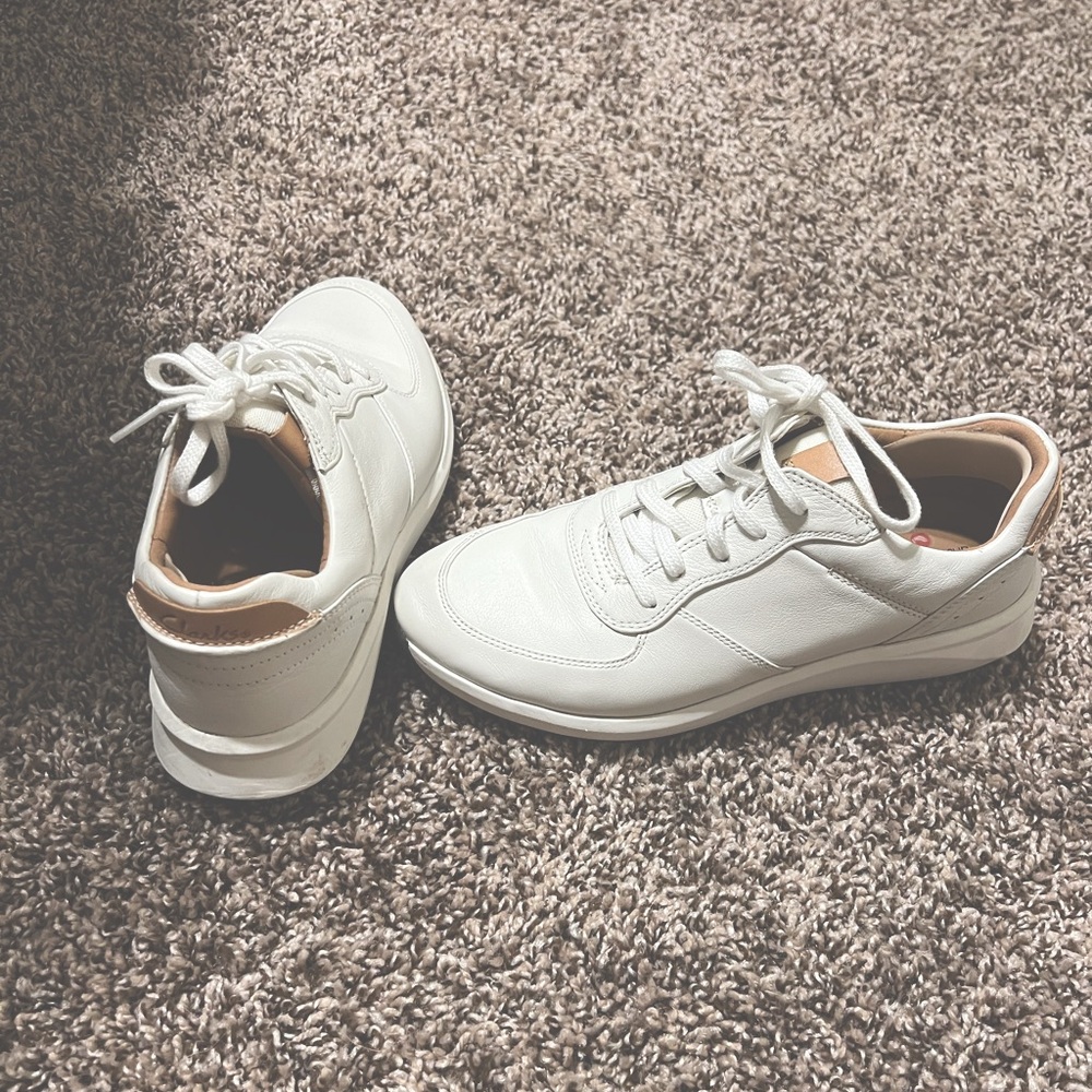 Clarks Everyday Shoes - Size 8.5